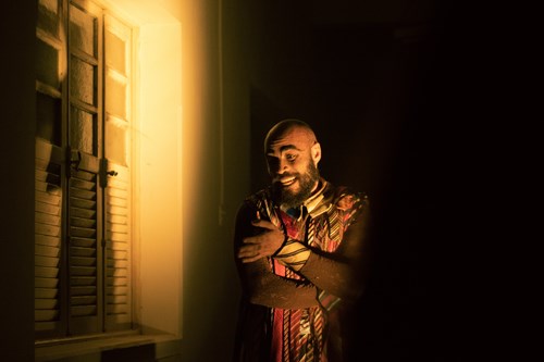 Espetáculo Metamorfose, do Grupo Anônimos de Teatro (Cachoeiro de Itapemirim). Farley José Benjamim