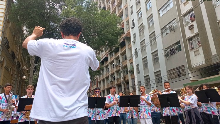 O programa Música na Rede promove a educação musical para alunos da rede pública (Foto: Divulgação)