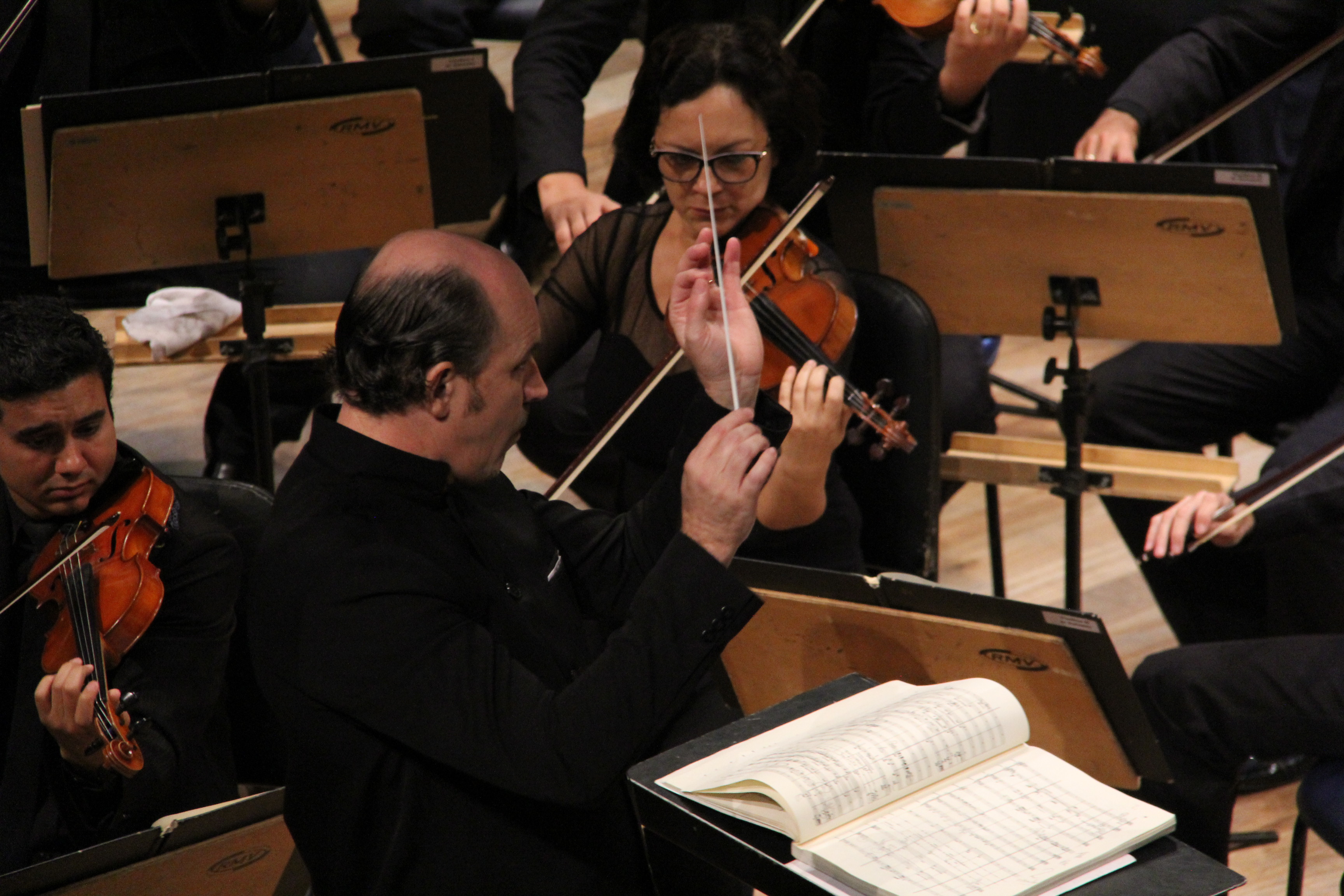 Orquestra Sinfônica do ES _ Helder Trefzger_ Credito Marcelo Siqueira