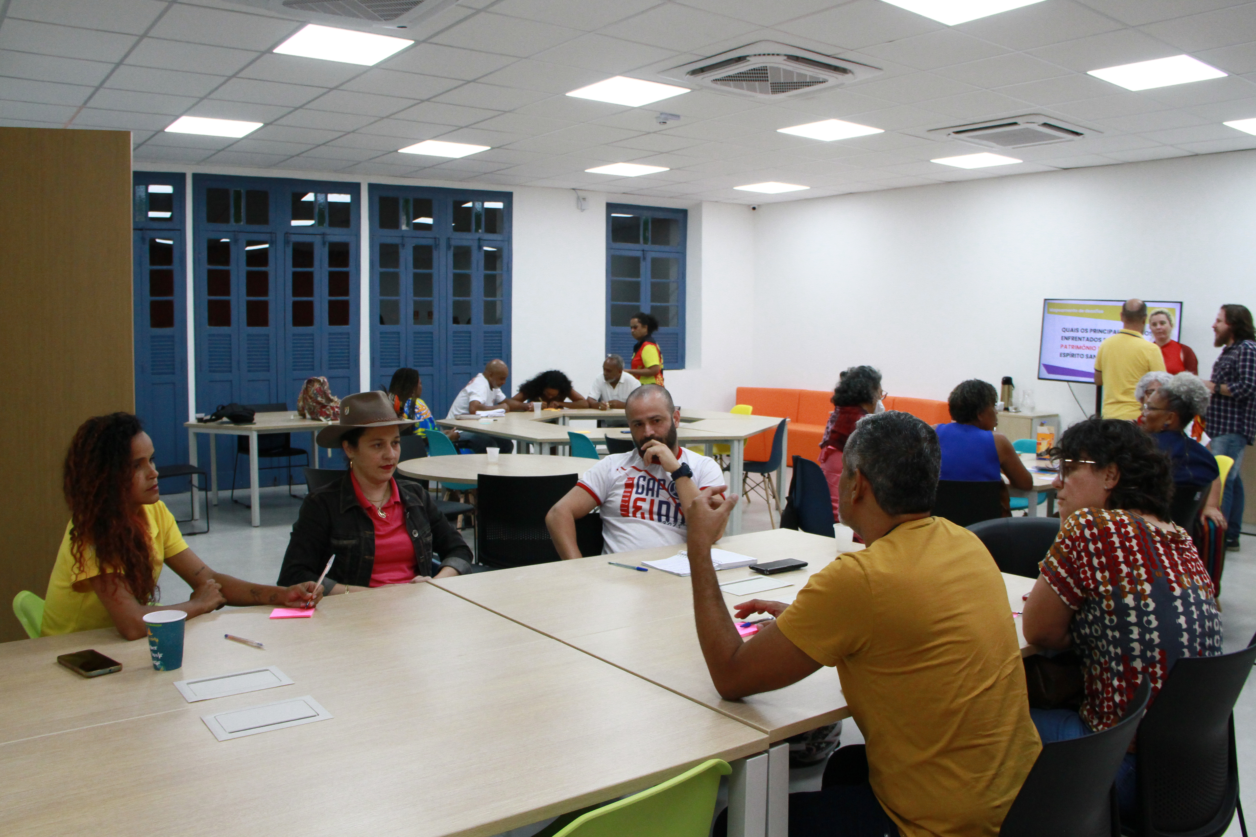 Já a Sala Criativa do HUB ES+ recebeu o encontro sobre Patrimônio Imaterial