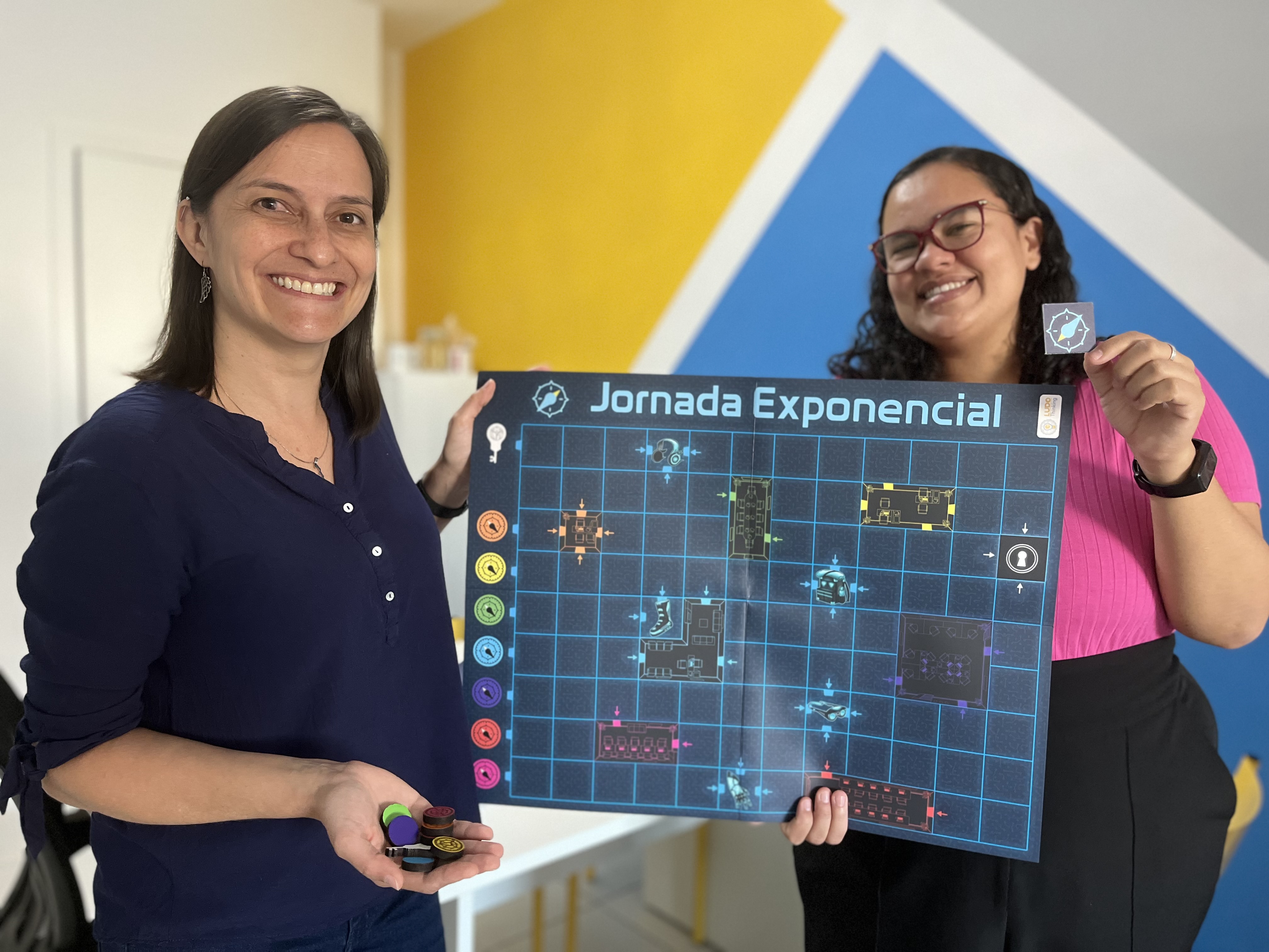 Renata Machado e Anna Barbosa vão apresentar o jogo na Holanda (Foto: Divulgação)