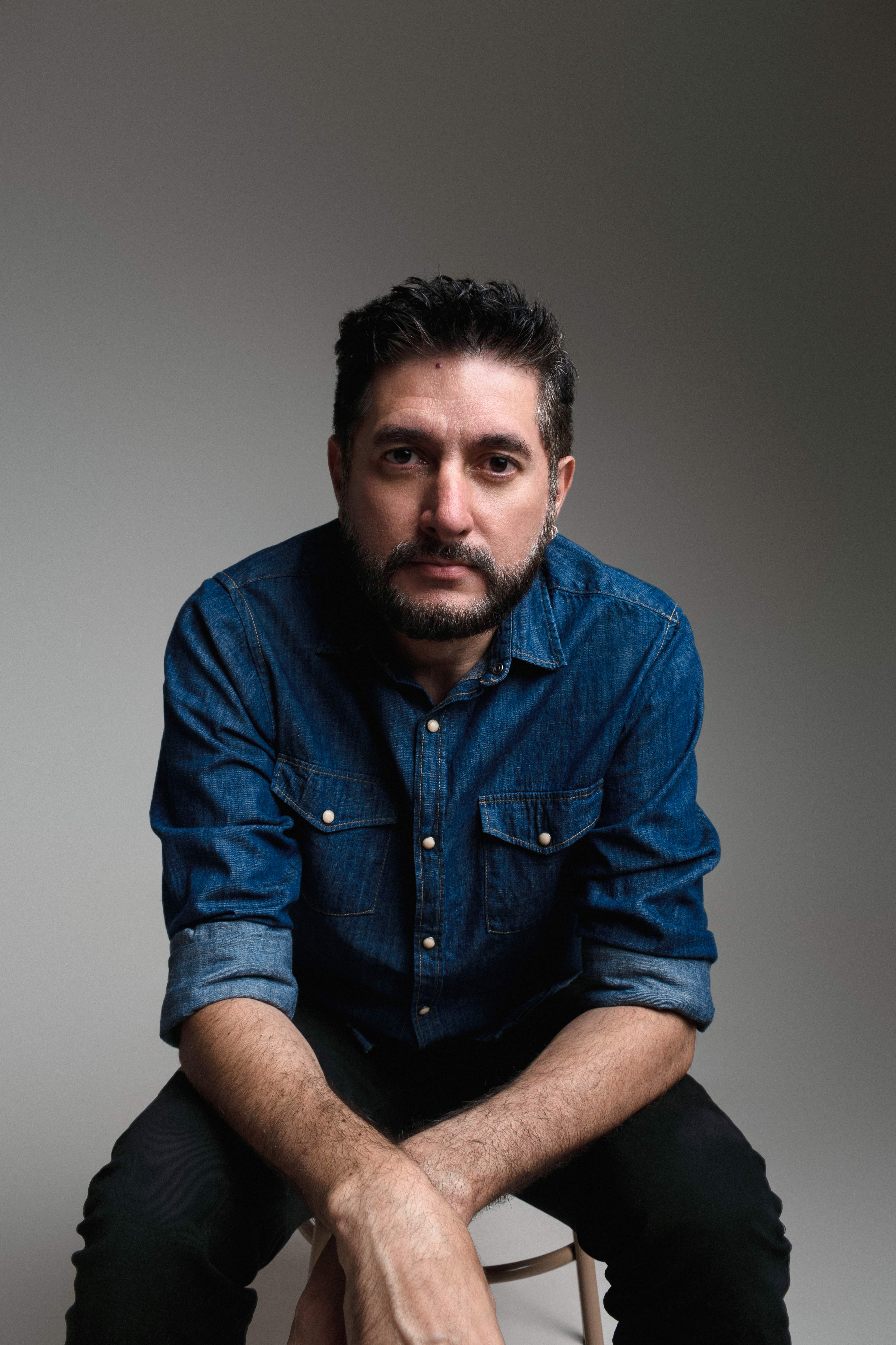 Escritor Danyel Sueth. Foto Rodrigo Portugal.JPG