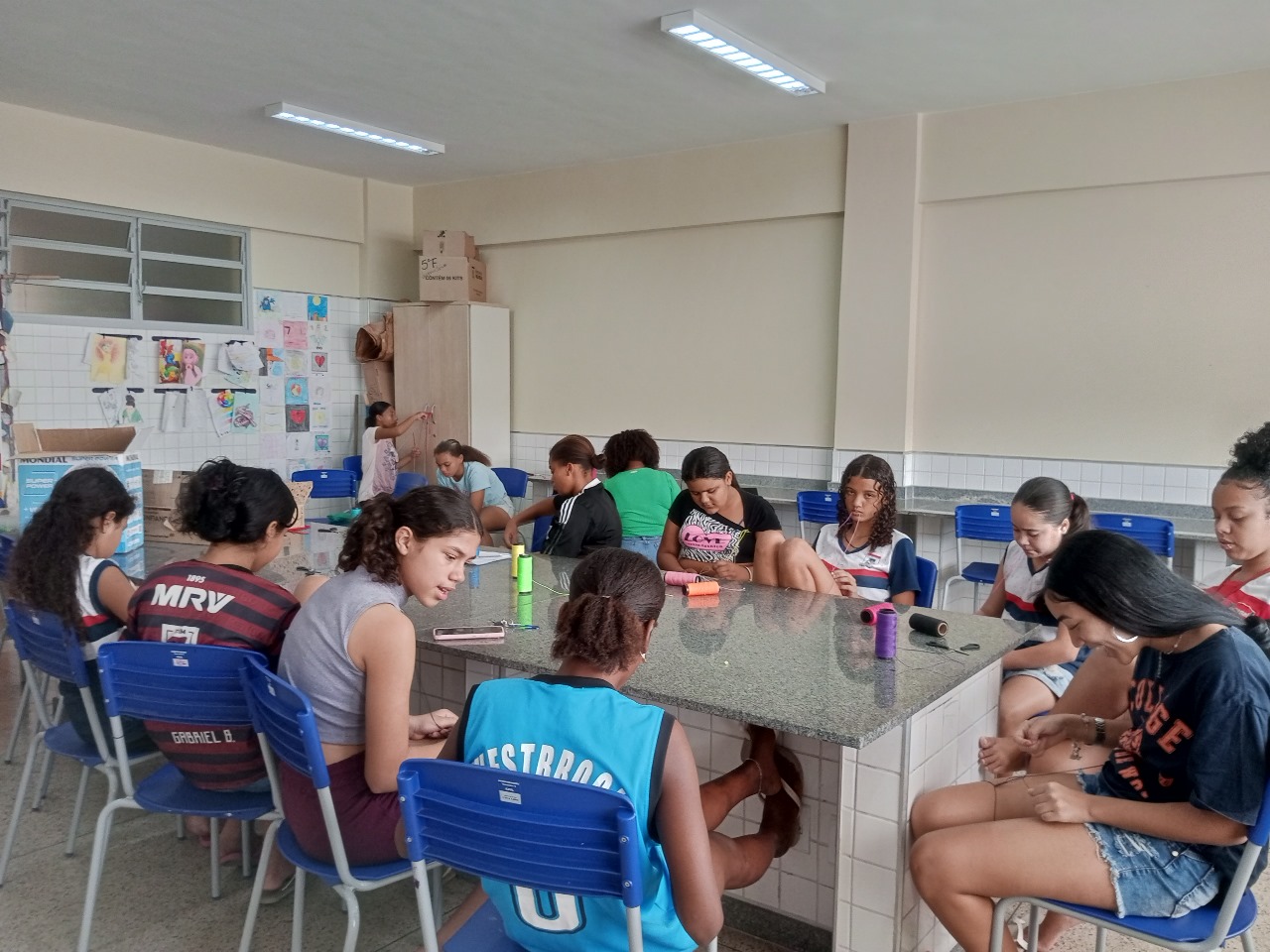 nos que tecem artesanato (1)