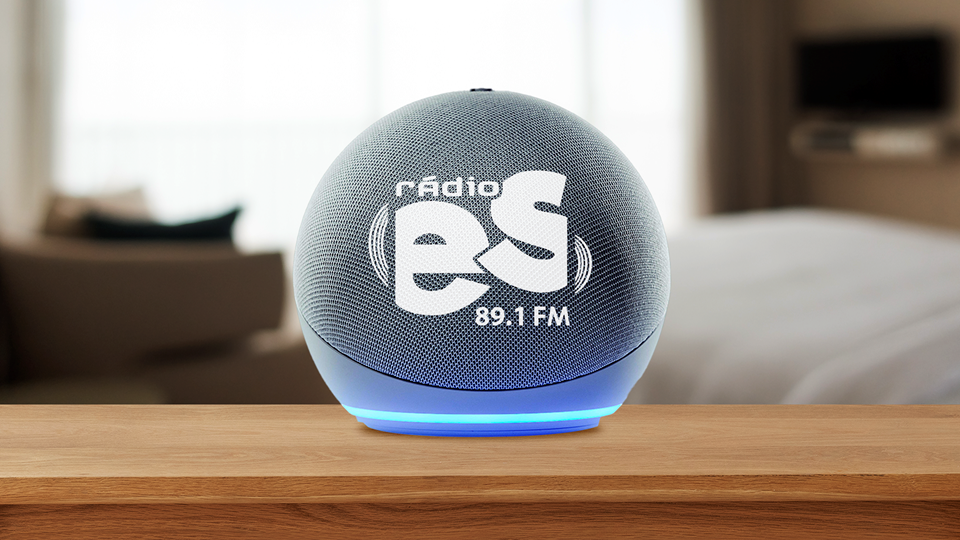 Alexa e Rádio ES