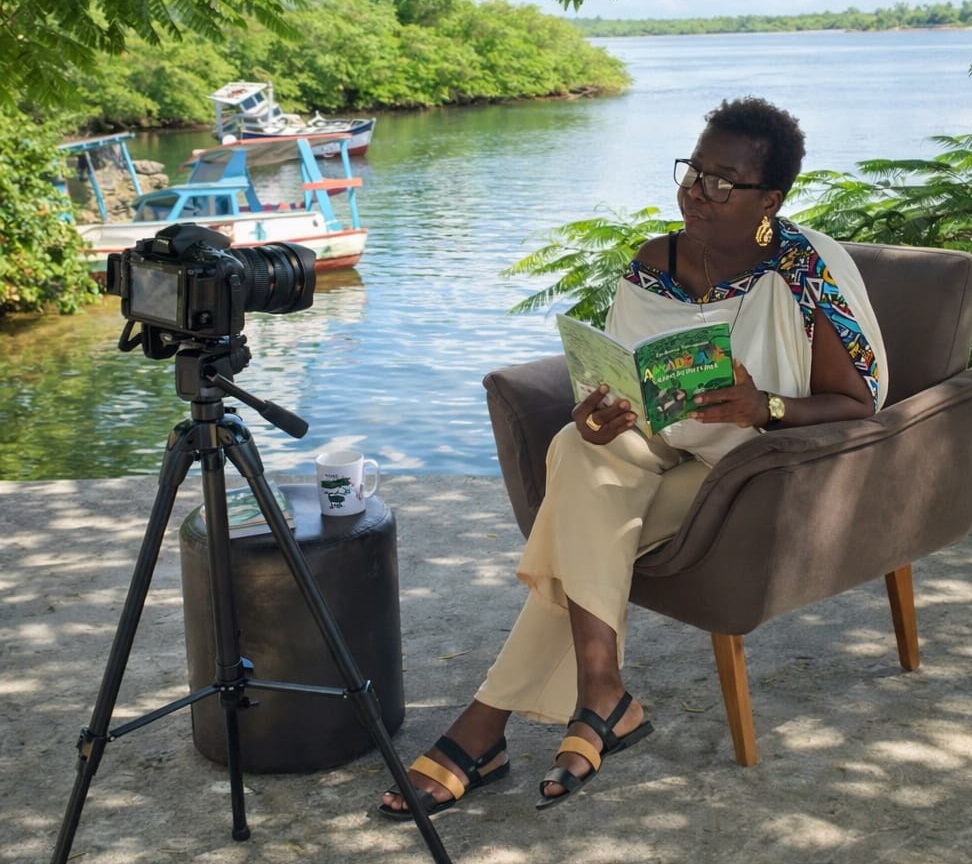 WhatsApp Image 2026-04-14 at 08.44.59 - Copia (1)