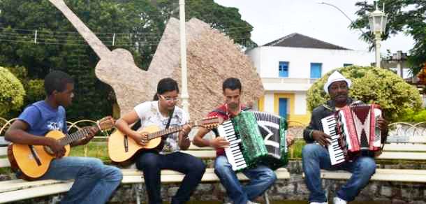 Jovens músicos local