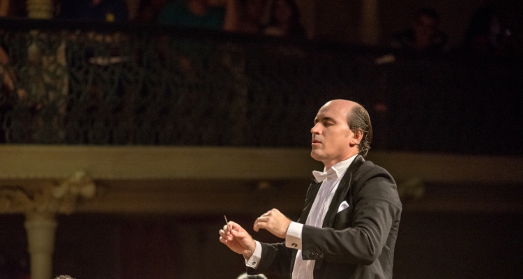 ORQUESTRA-DE-C-MARA-SESIMINAS-CONVIDA-MAESTRO-H-LDER-TREFZGER