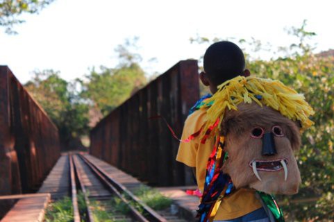 1481026422-menino